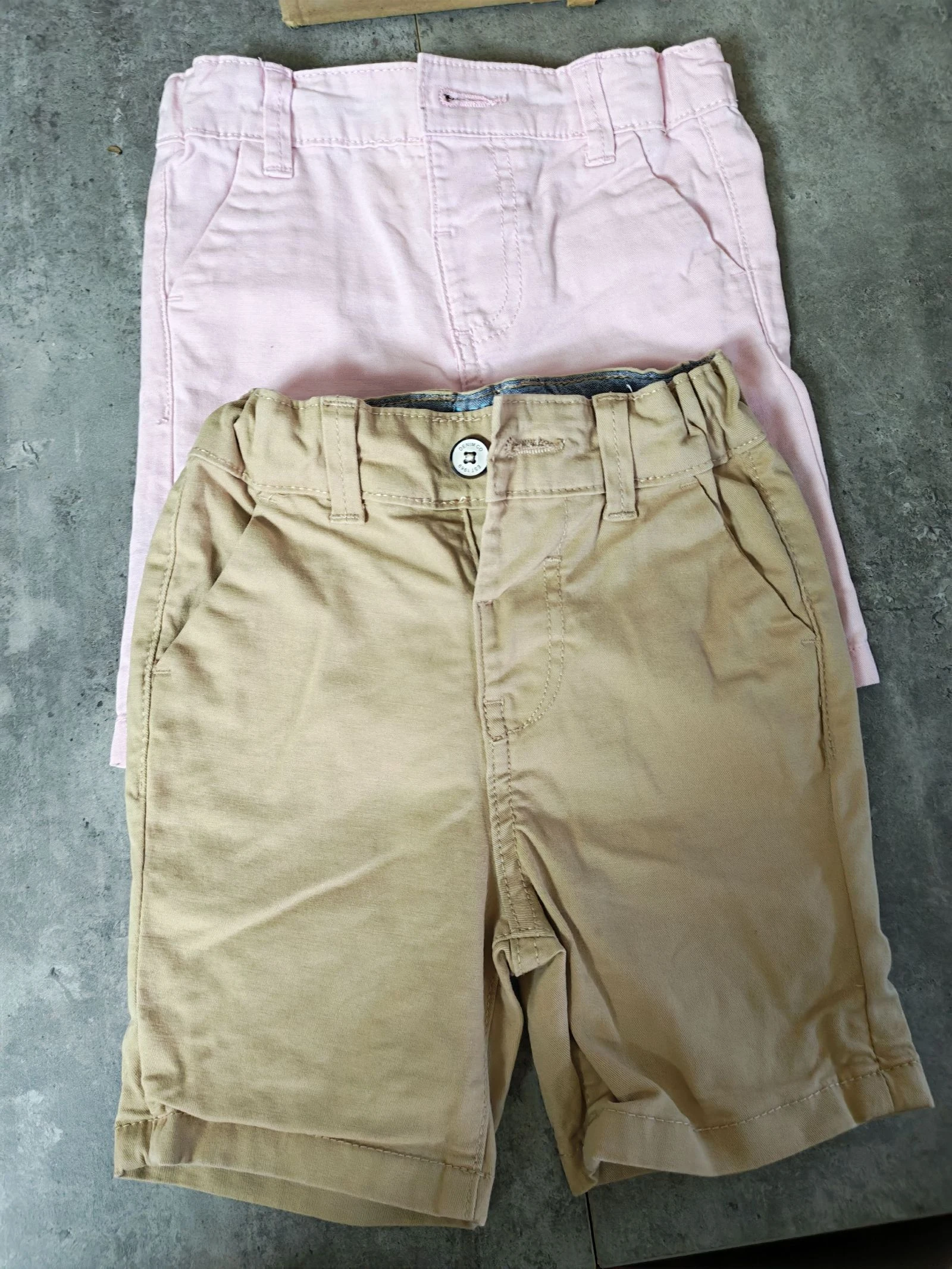 Lote pantalón niño estilo chinos